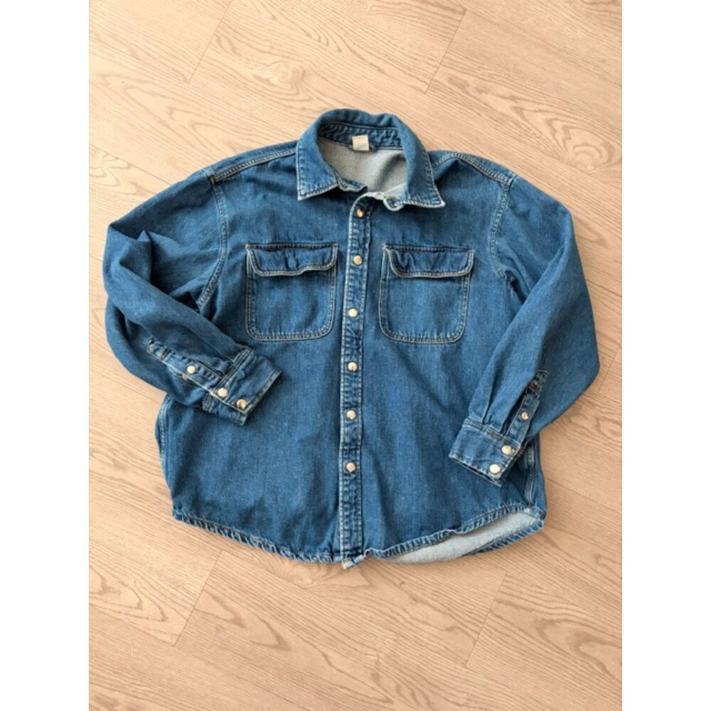 H&M Thick Oversized Denim Buttondown Shirt - Womens size S